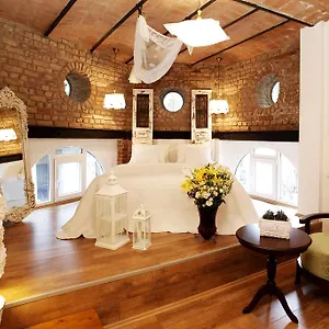 The White Swan Beyoglu Апарт-отель Стамбул